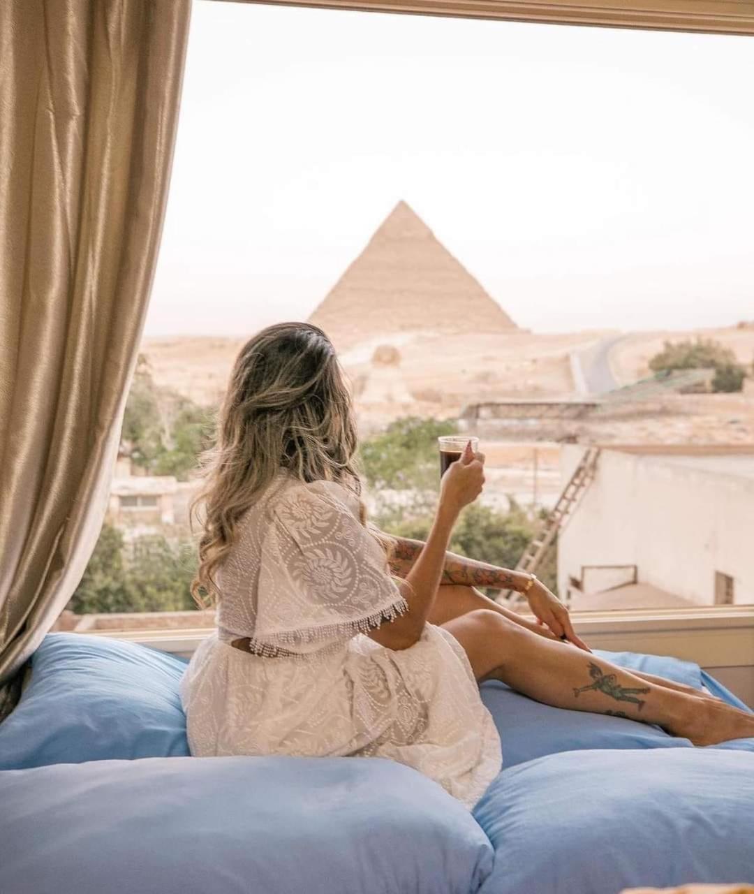 Royal Crown Hotel Giza Pyramids View Kafret el-Gabal Exteriör bild